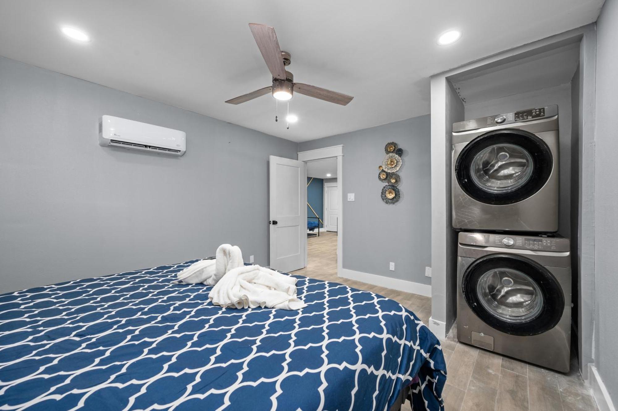 Comfortable 2Br Uptown Escape With Free Park Houston Exterior photo